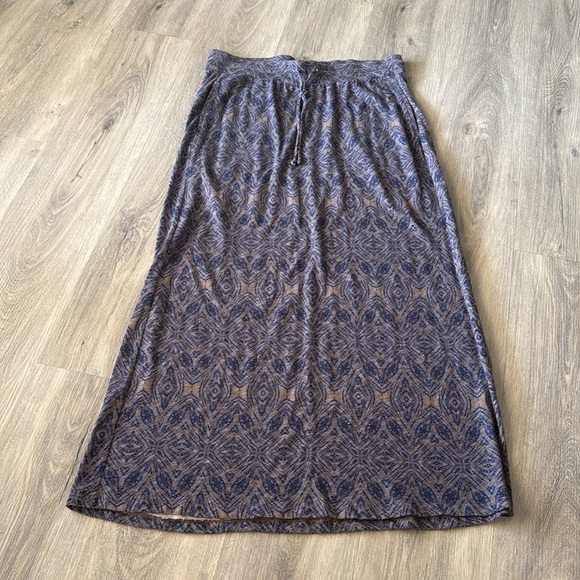 🏴 Eddie Bauer maxi skirt size medium - Picture 3 of 9